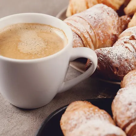 Mazzini Plaza شقة ليتشي